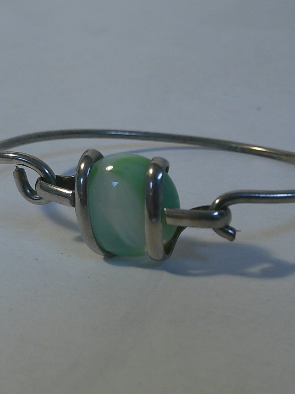Sterling Silver Wire Bangle Mint Green Milk Glass Bead Bracelet - SB6 D3